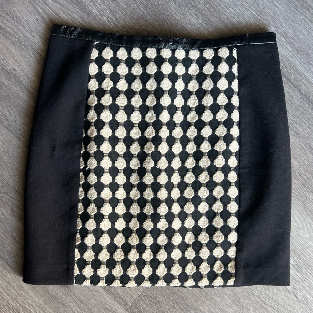 H&M Black and White Patterned Skirt